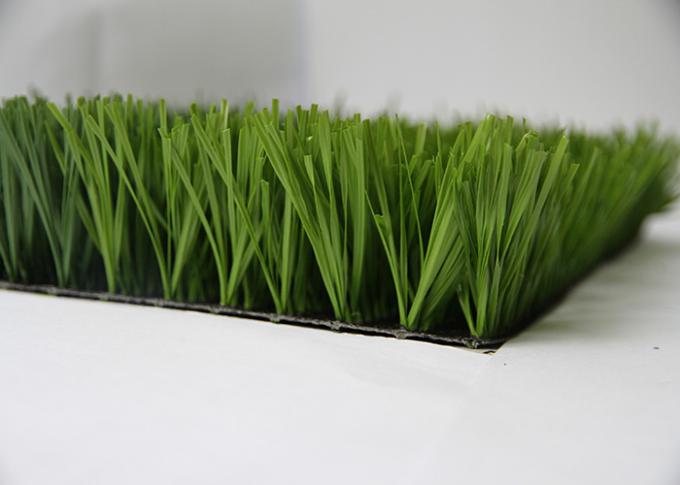 50MM Sztuczna trawa piłkarska Halowa syntetyczna murawa Przyjazna dla środowiska 0