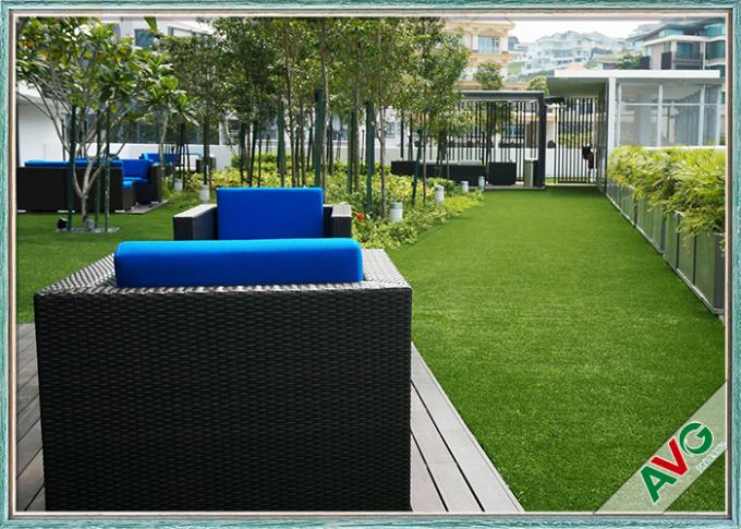 Komercyjna miejska sztuczna trawa na zewnątrz do hotelowego krajobrazu Oszczędzaj wodę 0