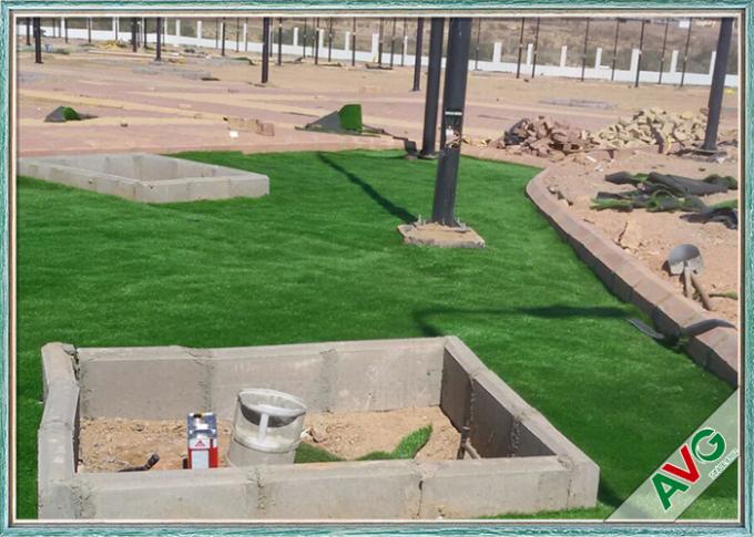 Wypoczynek Ogród Podłogi ze sztucznej trawy / Fałszywy dywan z trawy Monofilament PE + kręcone PPE 0