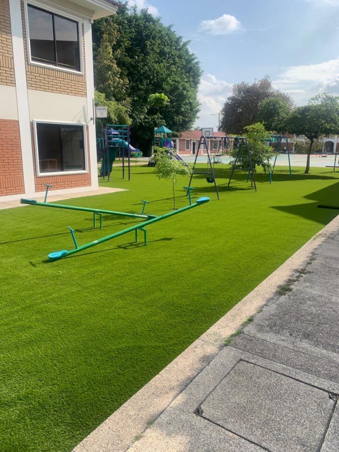 Sztuczna trawa ogrodowa o wysokim przeznaczeniu Syntetyczna murawa dywanowa 25mm 0