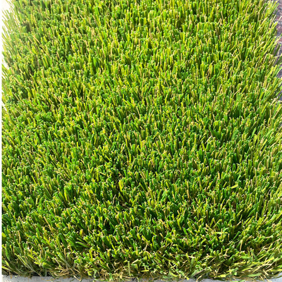 Chiny Trawa krajobrazowa Gra na świeżym powietrzu Dywan z trawy Naturalna trawa 40mm do dekoracji ogrodu dostawca