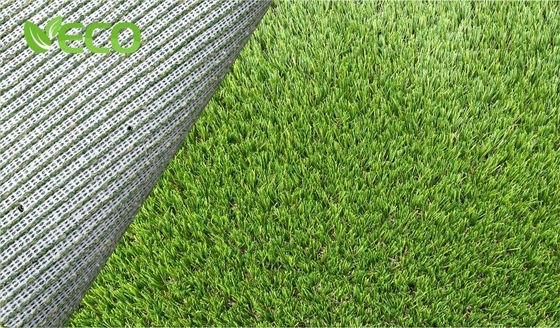 Chiny Naturalnie wyglądający ogród Komercyjny dywan ze sztucznej murawy Syntetyczny trawnik z trawnika ECO Podkład w 100% nadający się do recyklingu dostawca