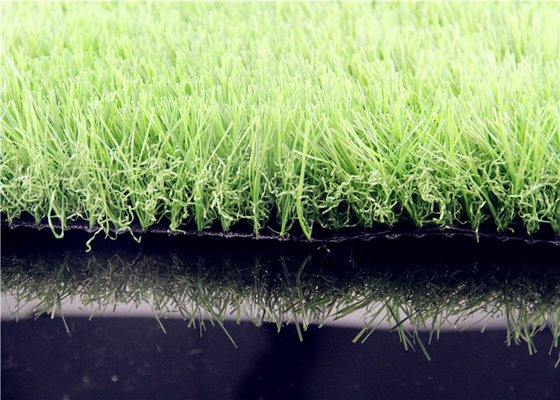 Chiny 55mm Trwałe, prawdziwie wyglądające dywany ogrodowe ze sztucznej trawy Wysoka elastyczność dostawca