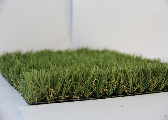 Chiny Wodoodporny krajobraz Garden Pet Sztuczna murawa Fałszywy dywan z trawy Długa żywotność dostawca
