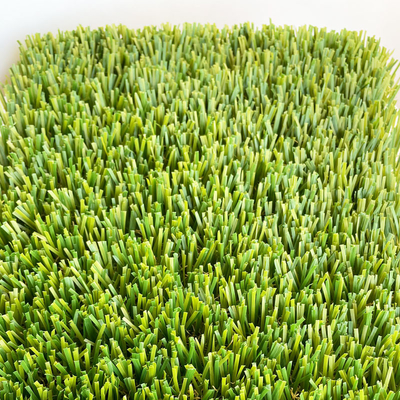 Chiny C Kształt Curly PP Sztuczna trawa ogrodowa na tereny rekreacyjne Wysokość stosu 50 mm dostawca