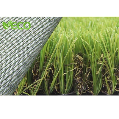 Chiny Naturalnie wyglądający komercyjny dywan ze sztucznej murawy Trawa syntetyczna Trawnik Eco Podkład nadający się do recyklingu dostawca