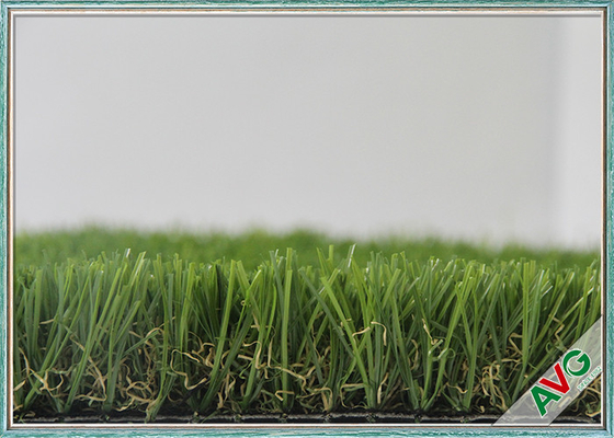 Chiny Doskonała ochrona skóry Zewnętrzny sztuczny dywan z trawy do ogrodu / krajobrazu dostawca
