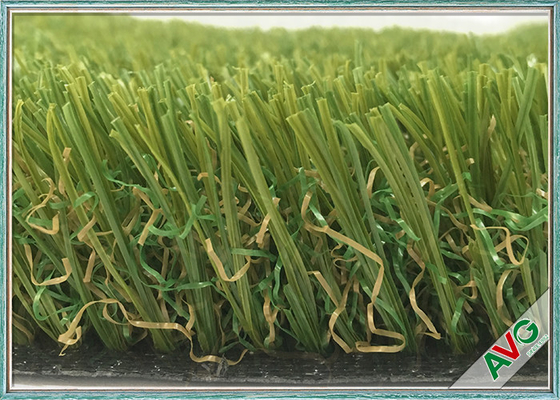 Chiny Field Green w kształcie litery V Sztuczna trawa ogrodowa do ogrodu / mieszkania o wysokości 35 mm dostawca
