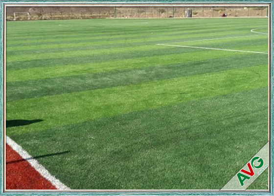 Chiny 50mm / 40mm Wysokość stosu Piłka nożna Syntetyczna sztuczna trawa na boiska piłkarskie dostawca