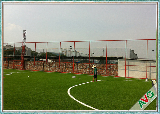 Chiny No Mow Unikalny kształt włókna Trawnik piłkarski Sztuczna murawa murawa 3/4 &amp;#39;&amp;#39; Gauge dostawca